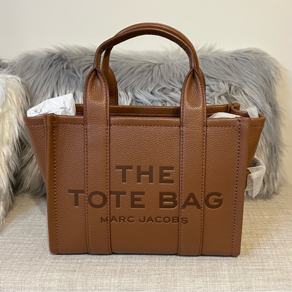 Marc Jacobs - The Leather Small Tote - Argan Oil